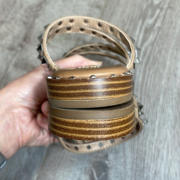 NWT Steve Madden Skyler Studded Strappy Sandals Slip On Flats 6.5 - Picture 10 of 12